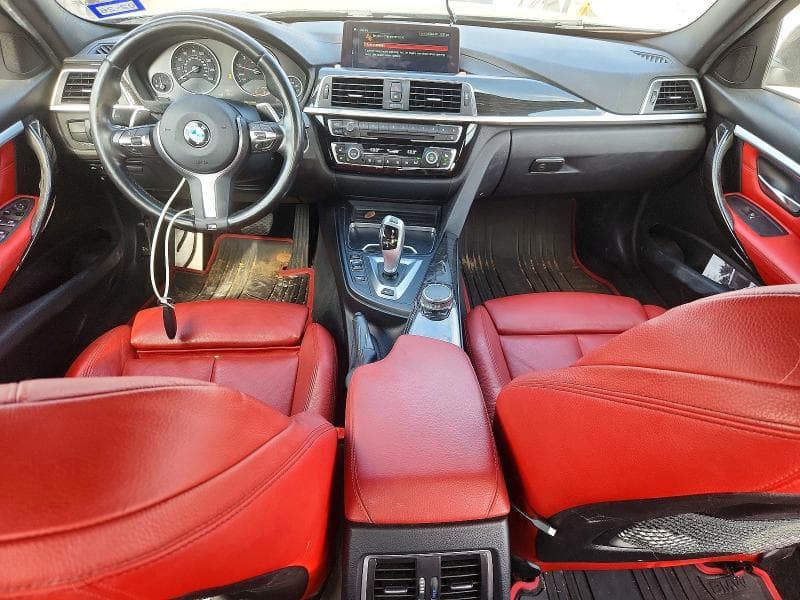 2018 BMW 330E 8