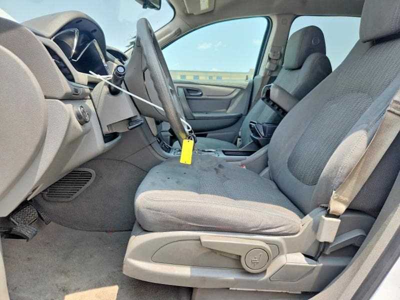 2017 CHEVROLET TRAVERSE LS 7