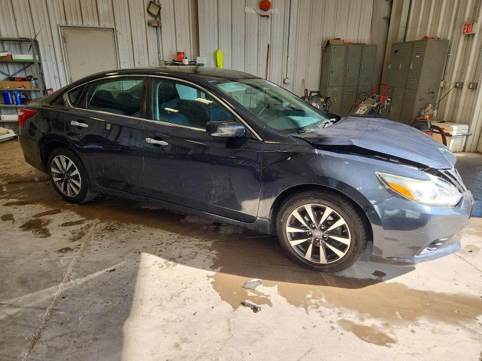 2017 NISSAN ALTIMA 2.5 SV 4