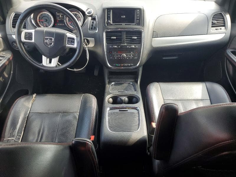 2017 DODGE GRAND CARAVAN GT 8