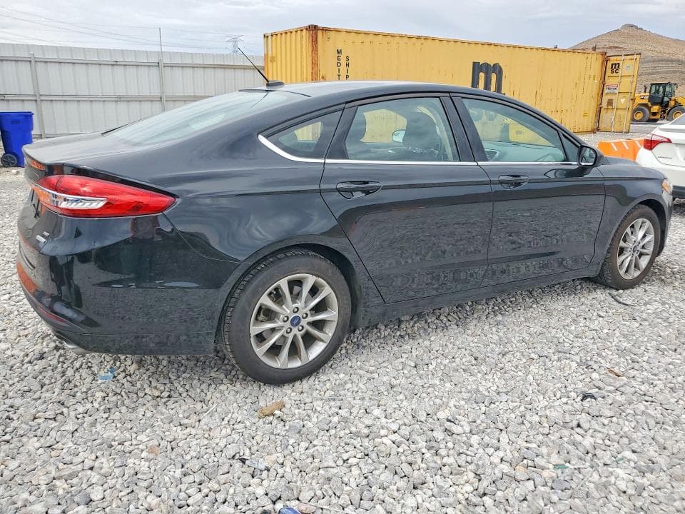 2017 FORD FUSION SE 3