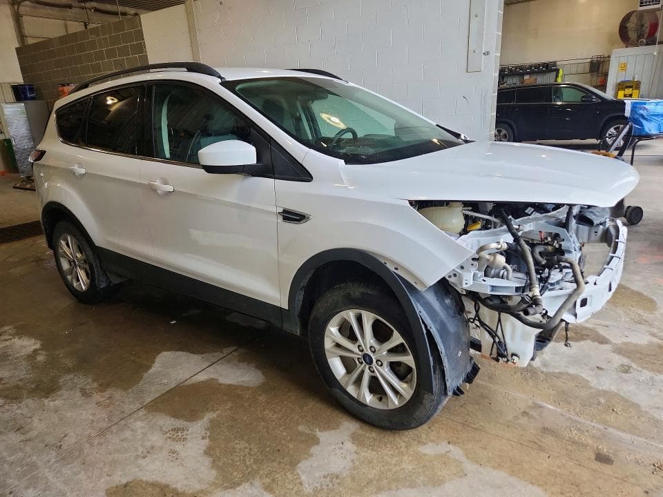 2018 FORD ESCAPE SE 4
