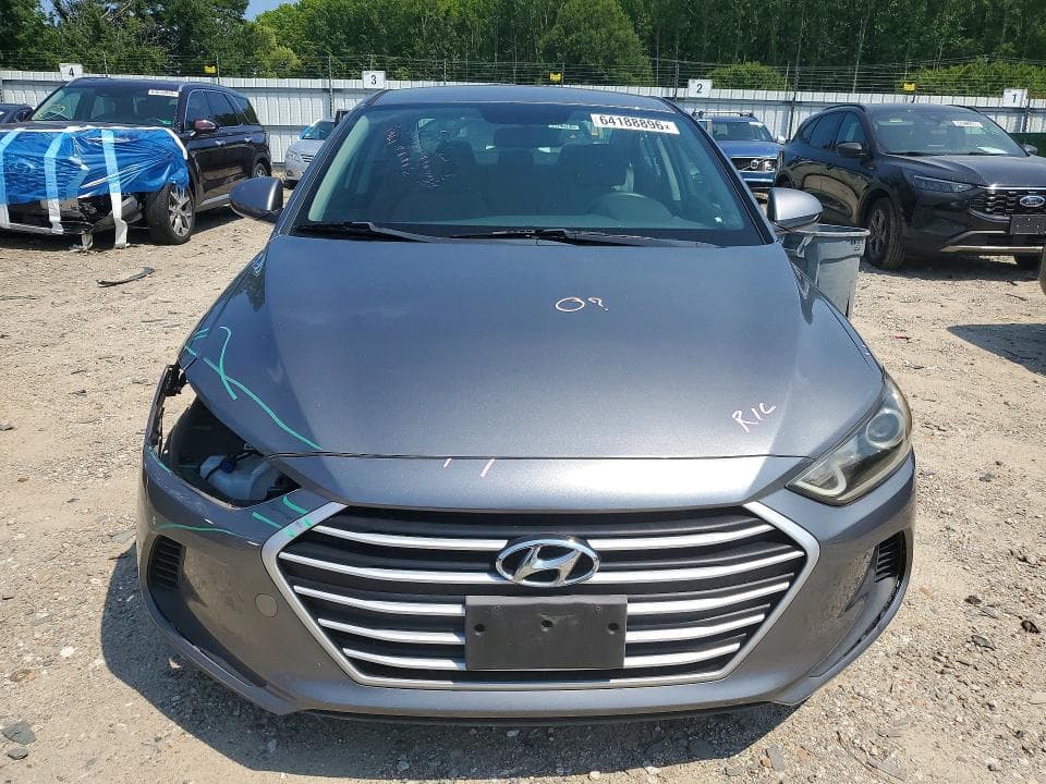 2018 HYUNDAI ELANTRA SE 5