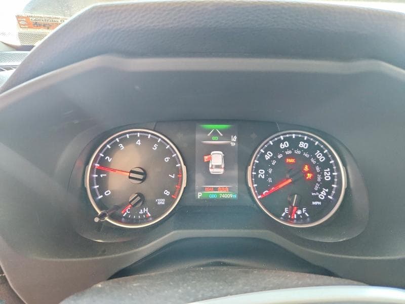2019 TOYOTA RAV4 LE 9