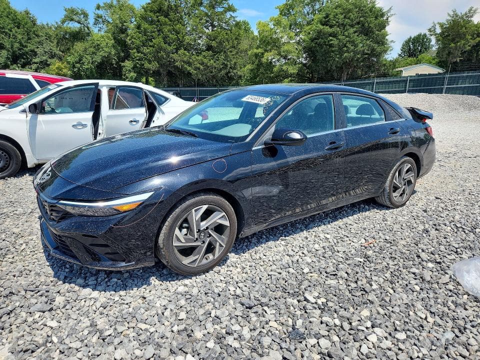 2025 HYUNDAI ELANTRA SEL - 1