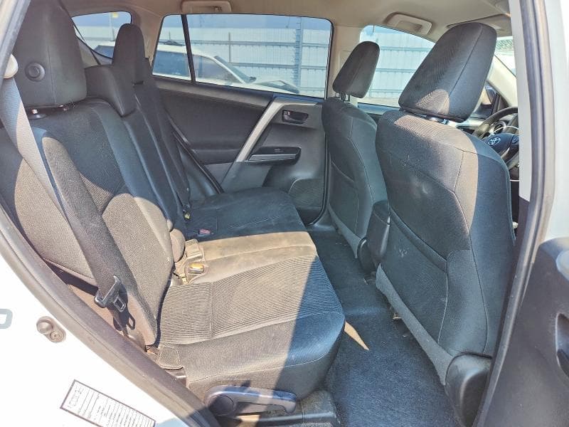 2018 TOYOTA RAV4 LE 11