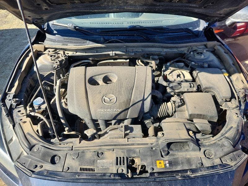 2017 MAZDA 3 SE 11