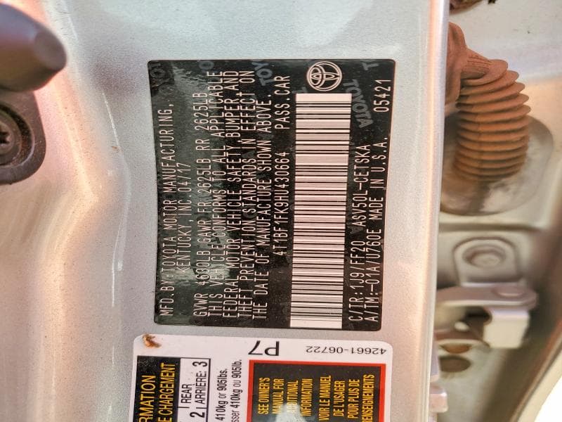 2017 TOYOTA CAMRY SE 12