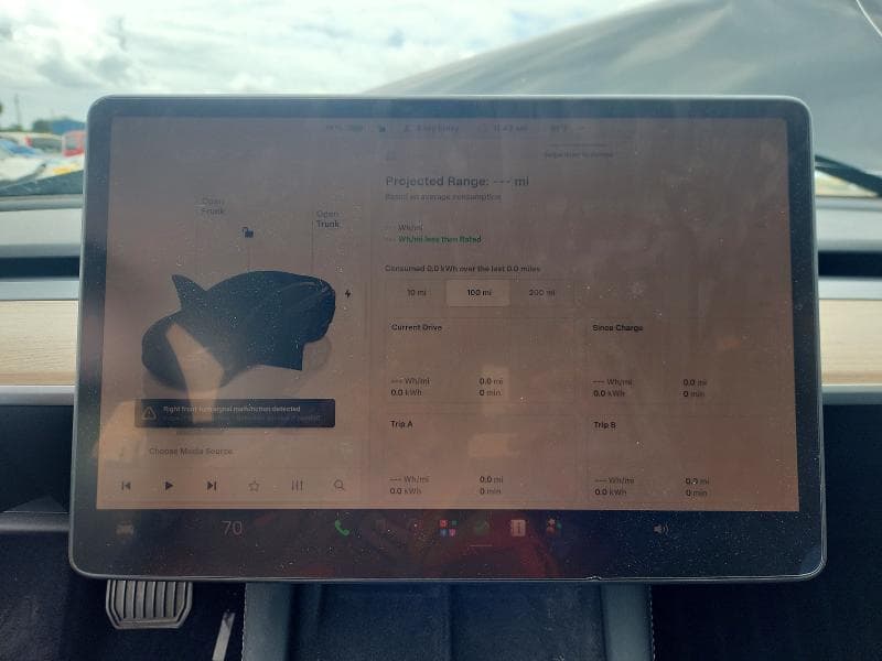 2023 TESLA MODEL 3 9