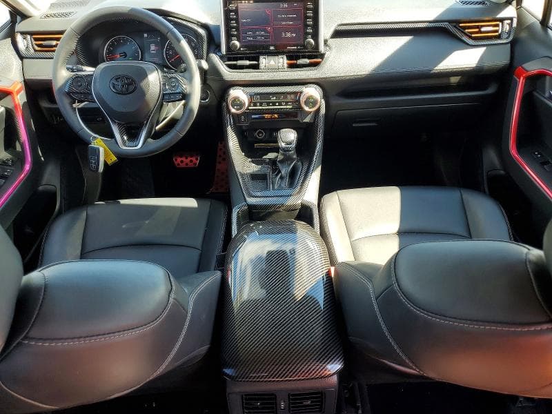2019 TOYOTA RAV4 XLE PREMIUM 8