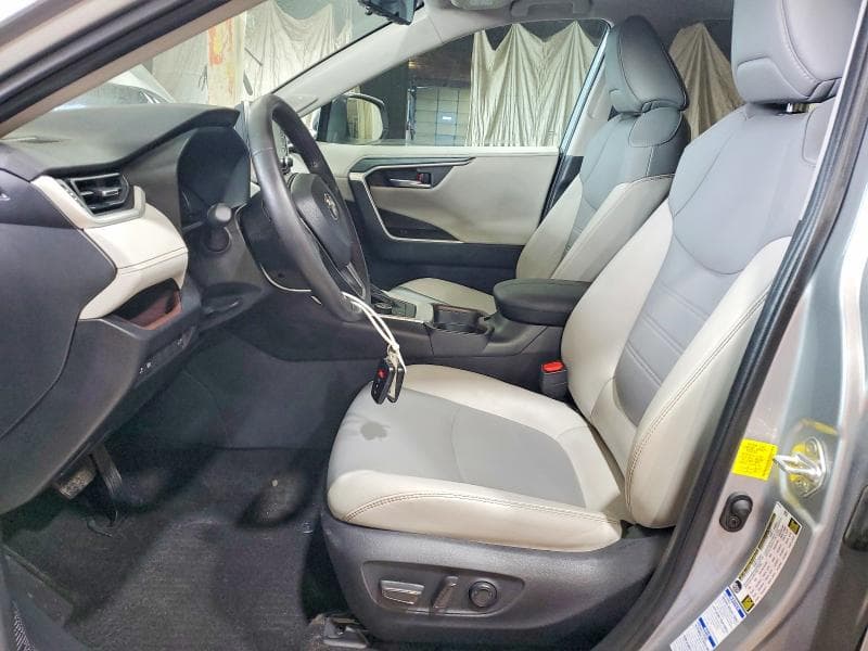2019 TOYOTA RAV4 LIMITED 7