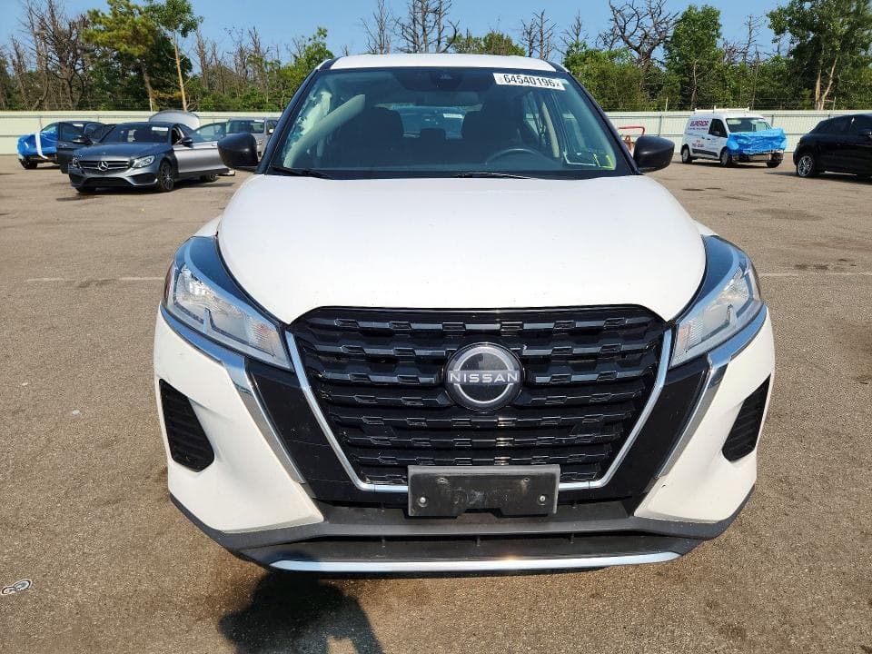2022 NISSAN KICKS S 5