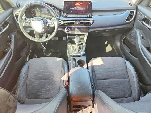 2022 KIA SELTOS S 8