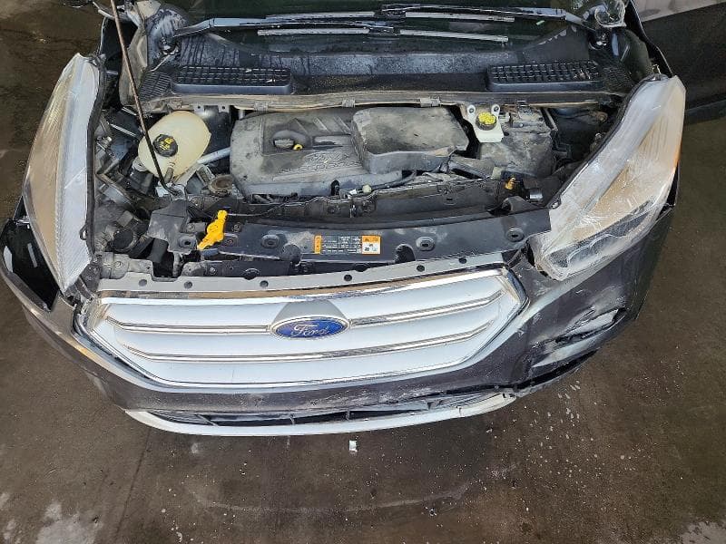 2018 FORD ESCAPE SE 11