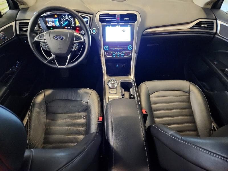2017 FORD FUSION SE 8
