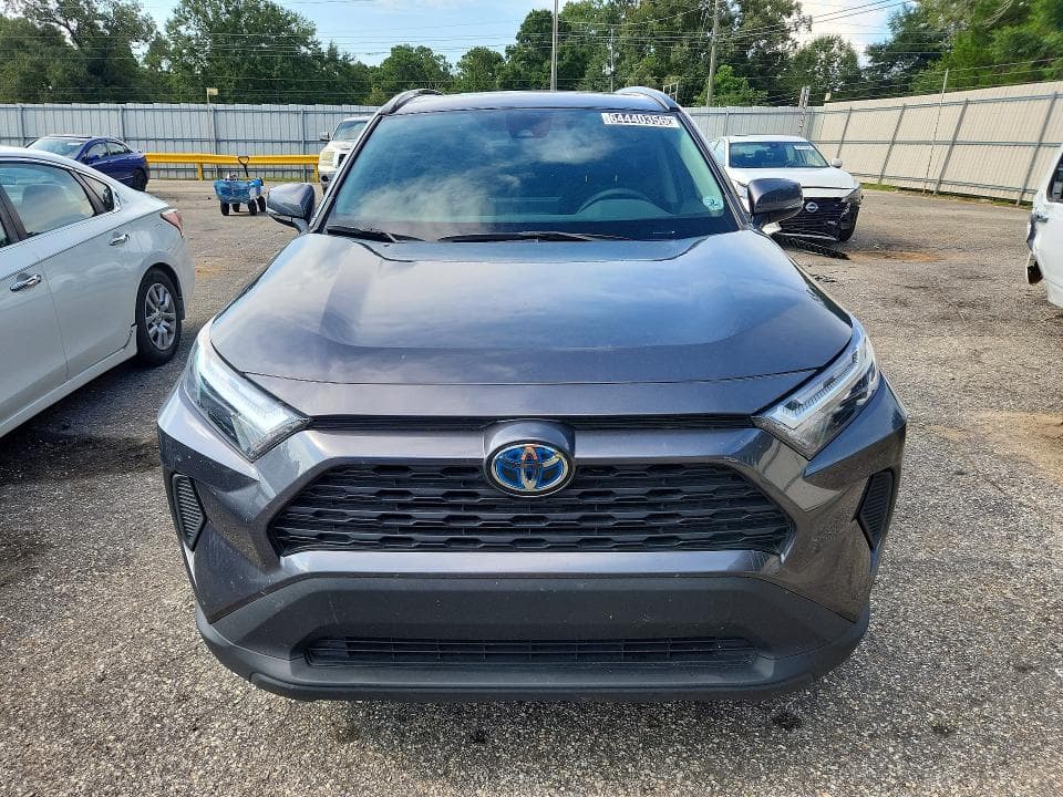 2024 TOYOTA RAV4 HYBRID XLE 5