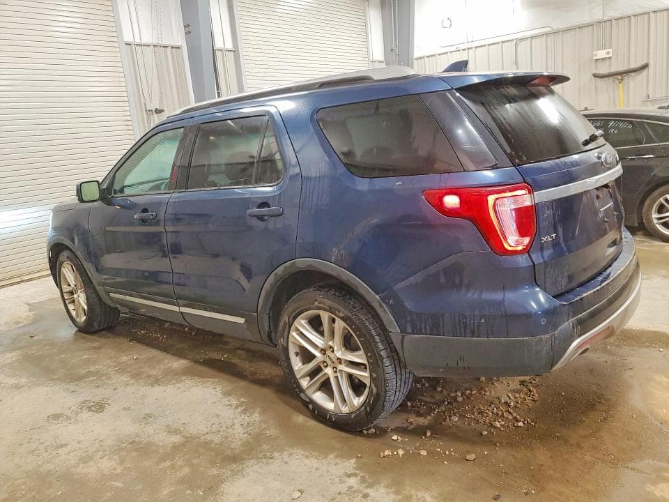 2017 FORD EXPLORER XLT 2