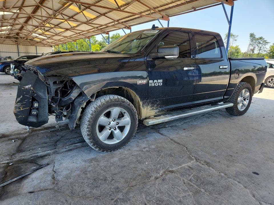 2017 RAM 1500 SLT - 1