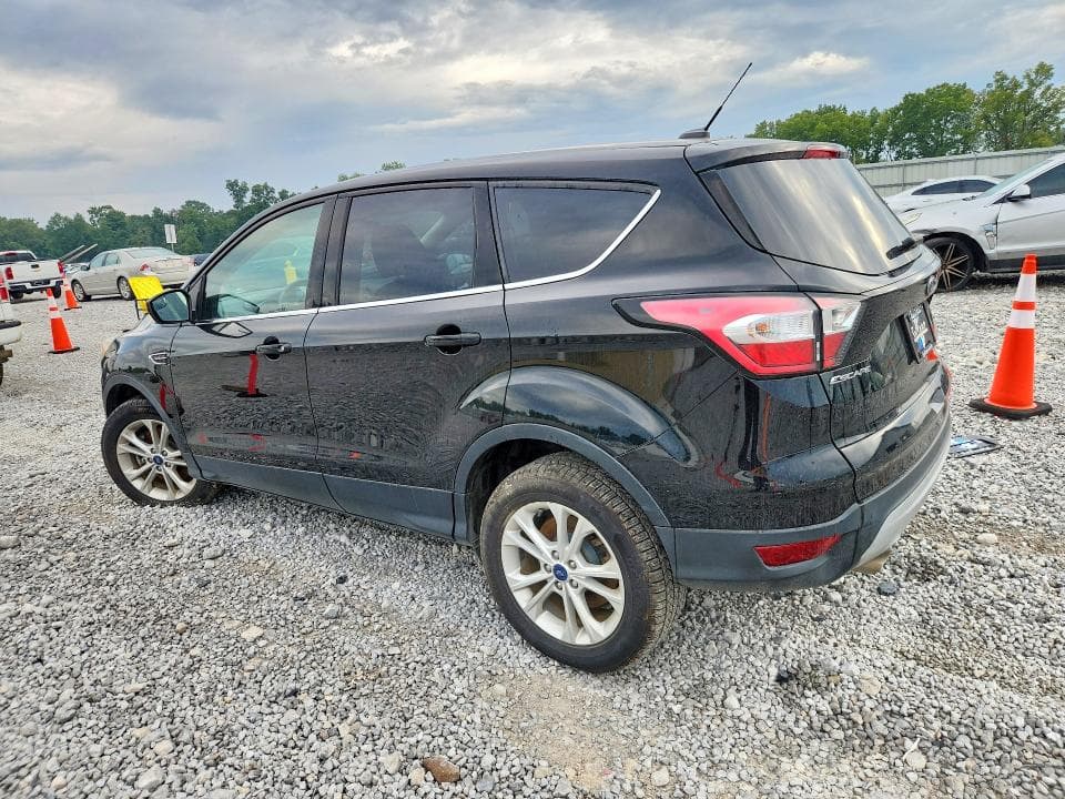 2017 FORD ESCAPE SE 2