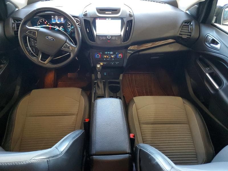 2017 FORD ESCAPE SE 8