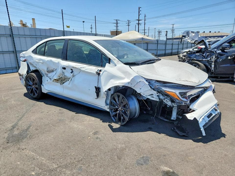 2026 TOYOTA COROLLA SE 4