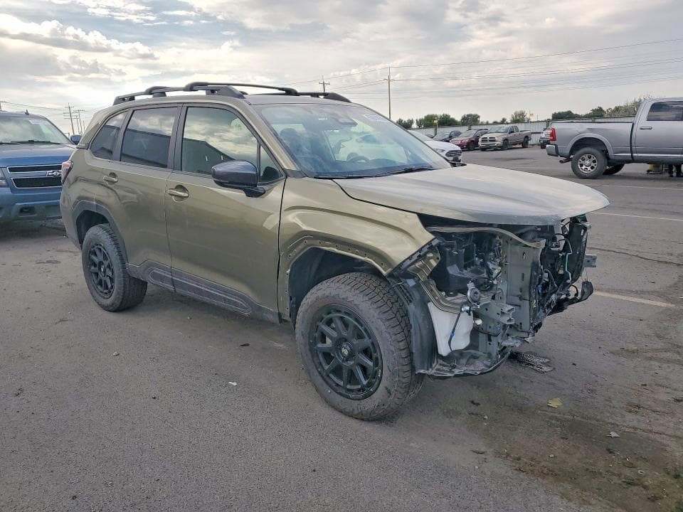 2025 SUBARU FORESTER LIMITED 4