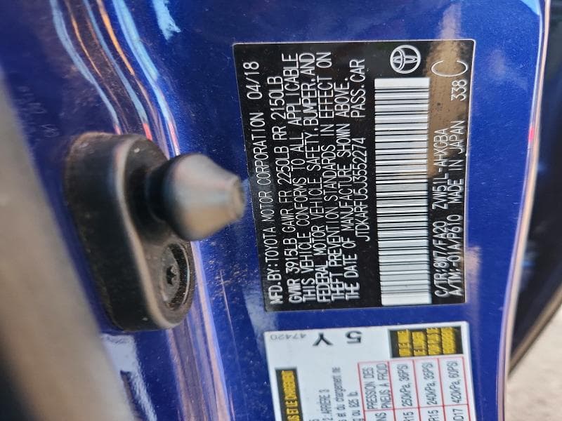 2018 TOYOTA PRIUS THREE 12