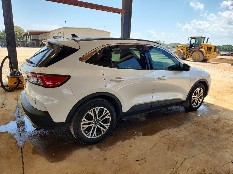 2020 FORD ESCAPE SEL 3