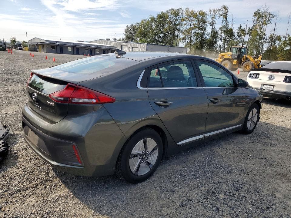 2020 HYUNDAI IONIQ SE 3