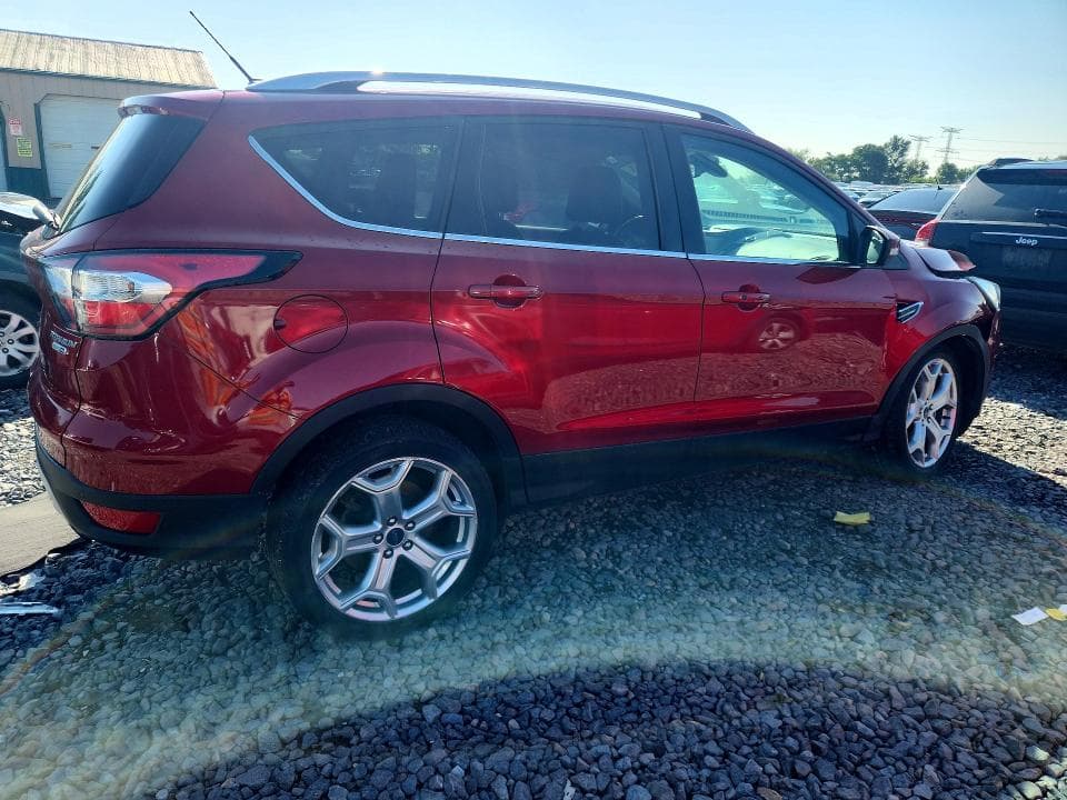 2017 FORD ESCAPE TITANIUM 3