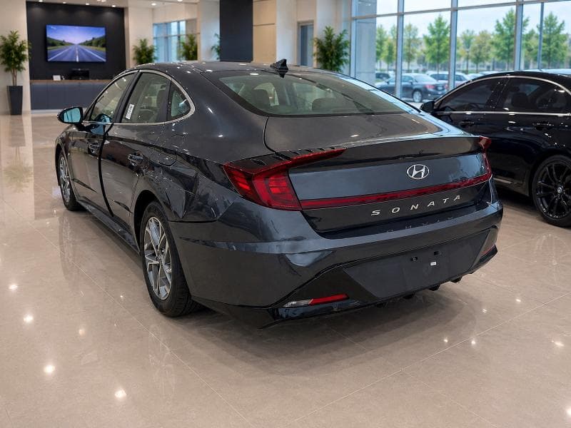 2021 HYUNDAI SONATA SEL 3