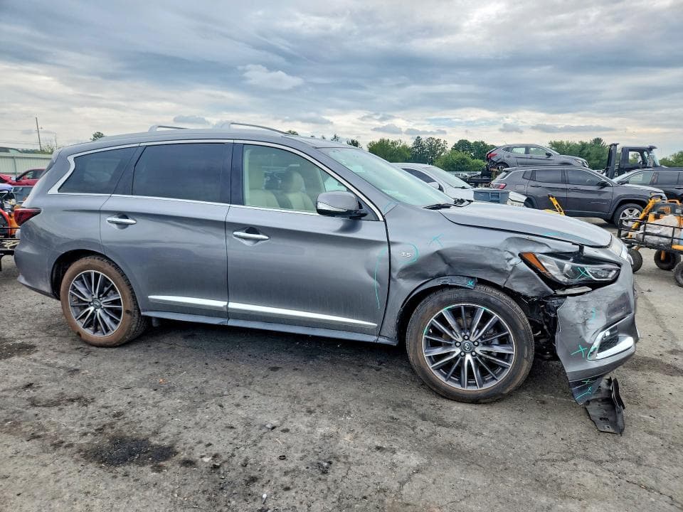 2018 INFINITI QX60 BASE 4