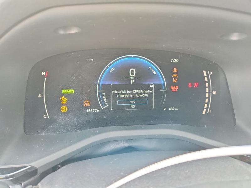 2025 TOYOTA CAMRY SE 9
