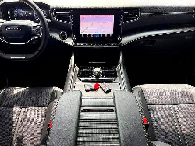 2023 JEEP WAGONEER L SERIES III 9