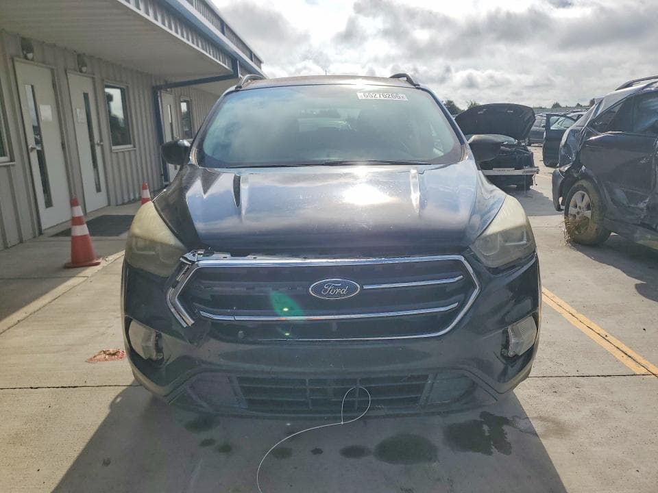 2017 FORD ESCAPE SE 5