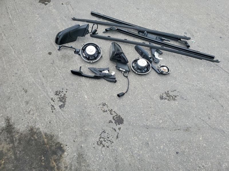 2025 FORD MUSTANG 12