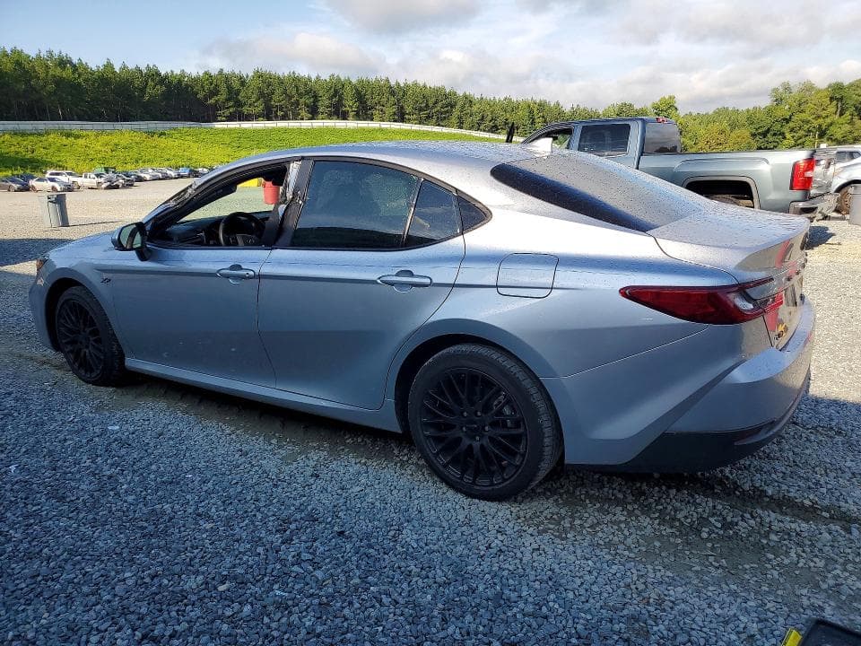 2026 TOYOTA CAMRY LE 2