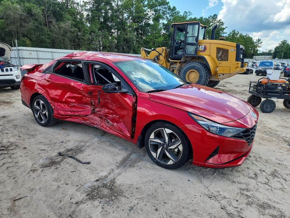 2023 HYUNDAI ELANTRA SEL 4