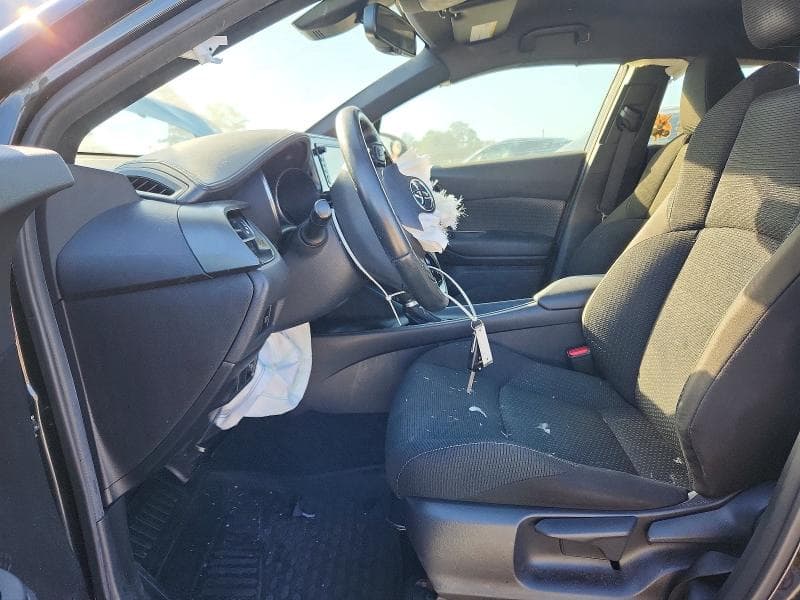 2018 TOYOTA C-HR XLE 7