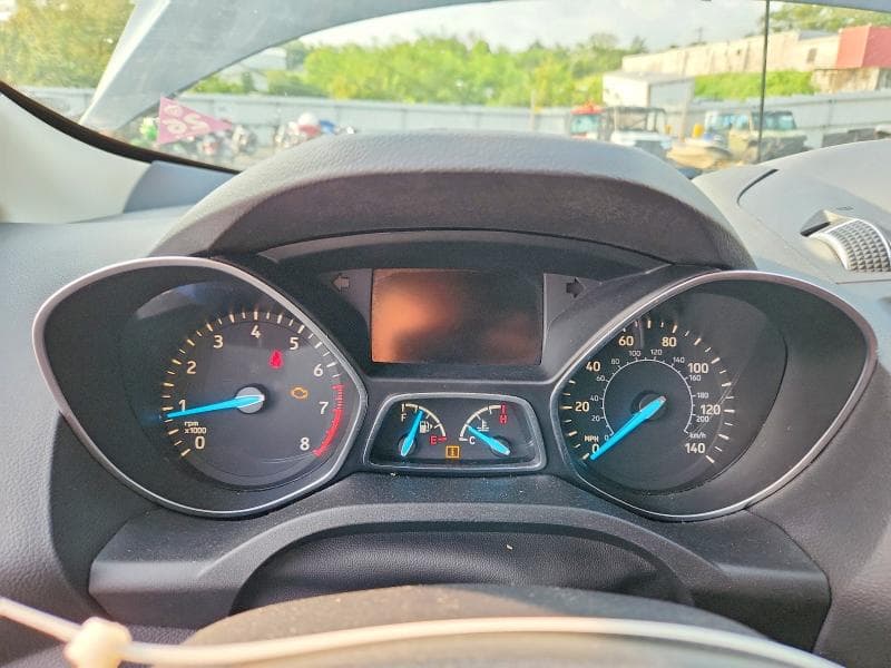 2017 FORD ESCAPE SE 9