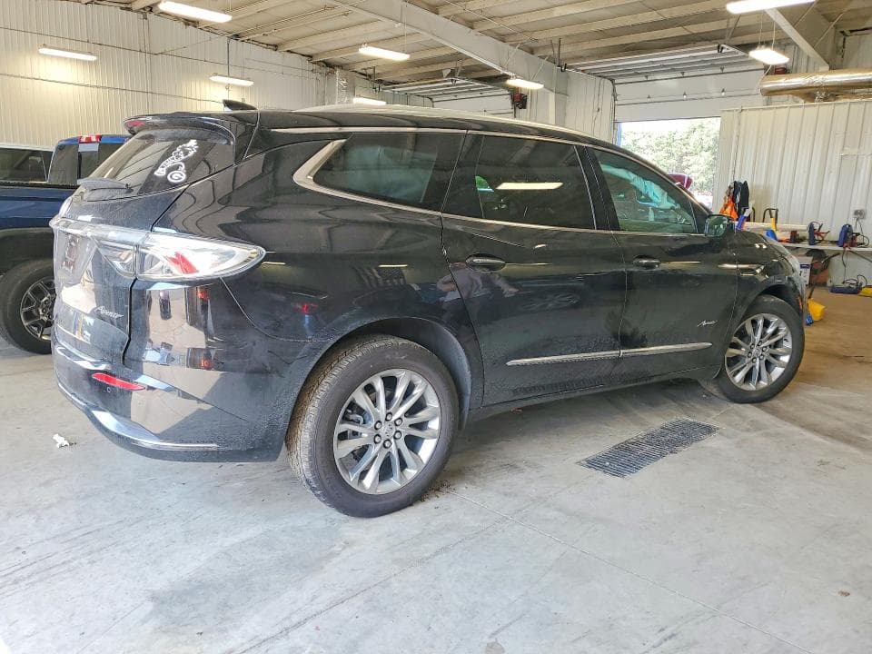 2024 BUICK ENCLAVE AVENIR 3