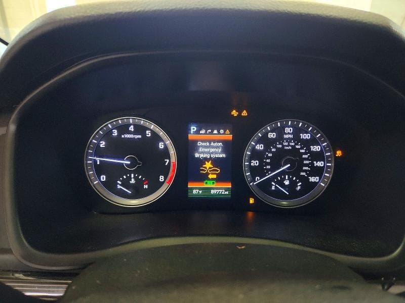 2018 HYUNDAI SONATA LIMITED 9