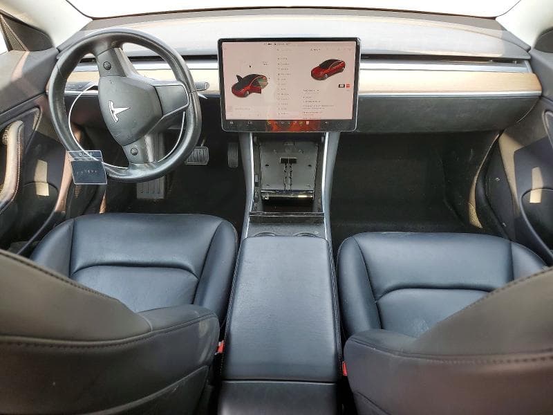 2019 TESLA MODEL 3 8