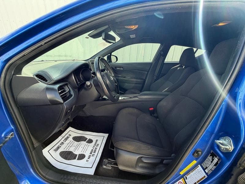 2018 TOYOTA C-HR XLE 5