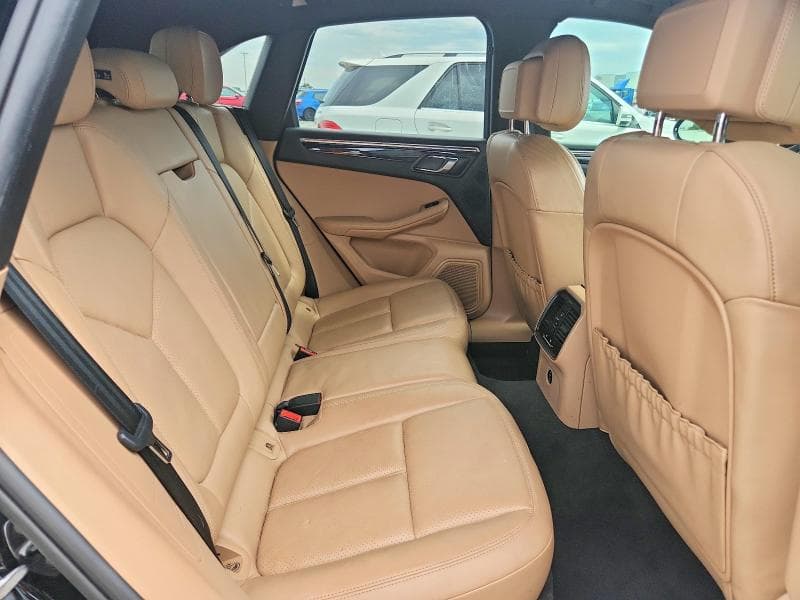 2020 PORSCHE MACAN 11