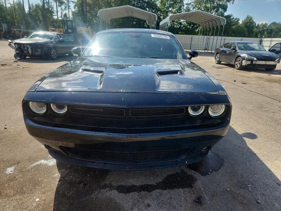 2018 DODGE CHALLENGER SXT 5