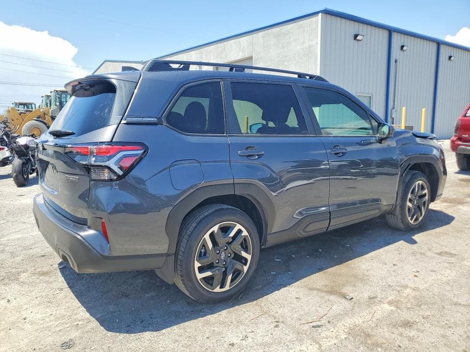 2025 SUBARU FORESTER PREMIUM 3