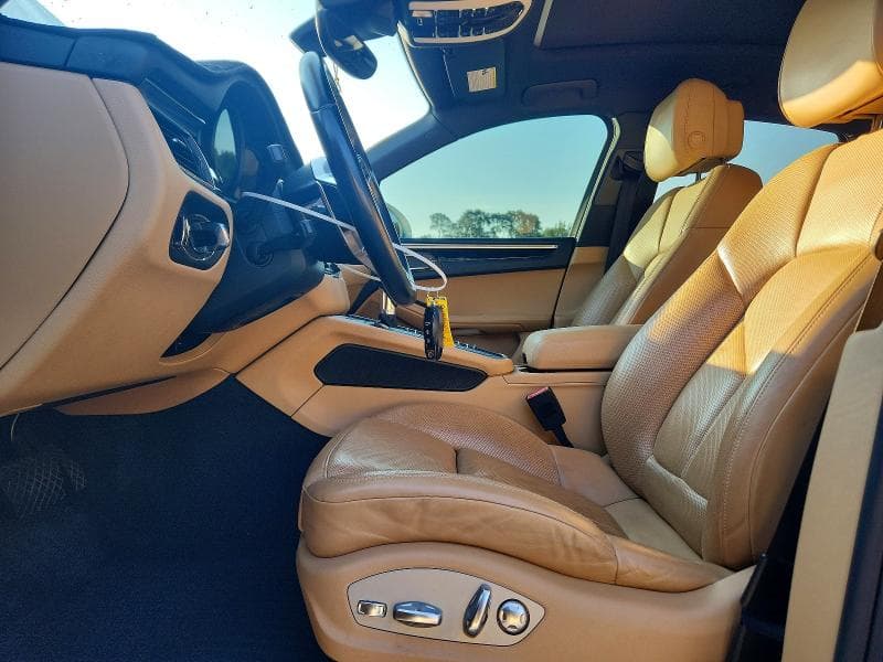 2018 PORSCHE MACAN 7