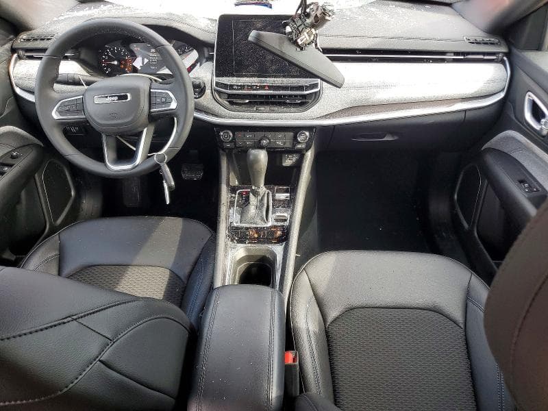 2025 JEEP COMPASS LATITUDE 8