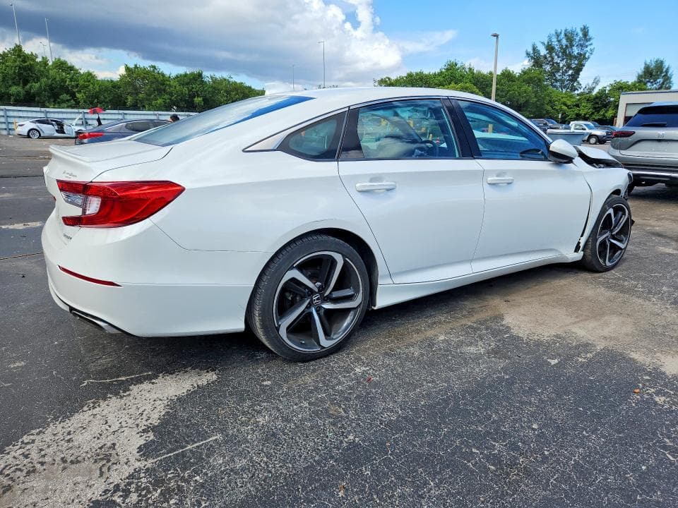 2020 HONDA ACCORD SPORT 3